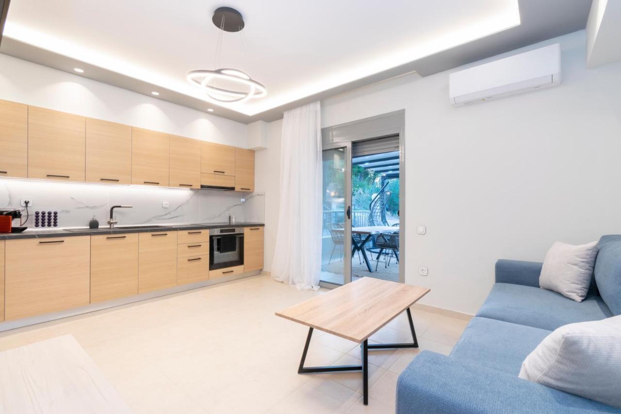 Sithoniars Luxury Ground Floor Apartment With Private Garden Neos Marmaras Exteriör bild