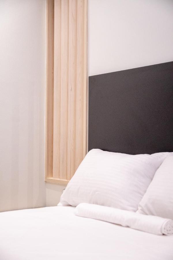 Sithoniars Luxury Ground Floor Apartment With Private Garden Neos Marmaras Exteriör bild