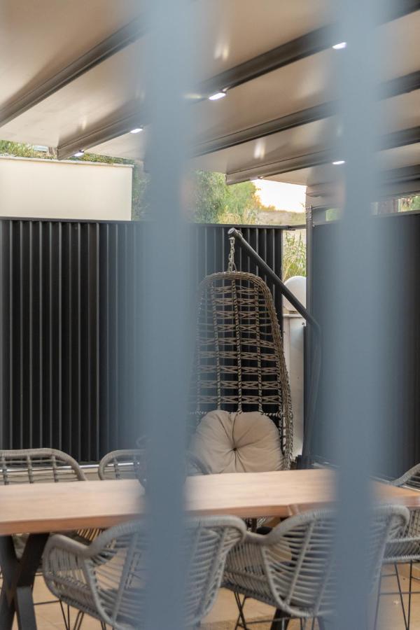 Sithoniars Luxury Ground Floor Apartment With Private Garden Neos Marmaras Exteriör bild