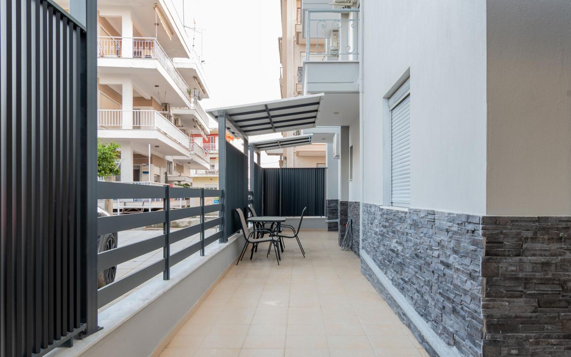 Sithoniars Luxury Ground Floor Apartment With Private Garden Neos Marmaras Exteriör bild